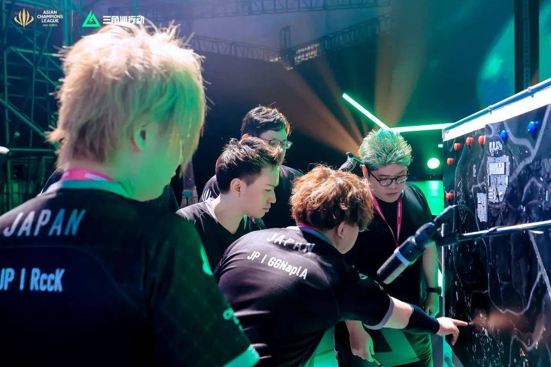 素共同作用 素共同作用