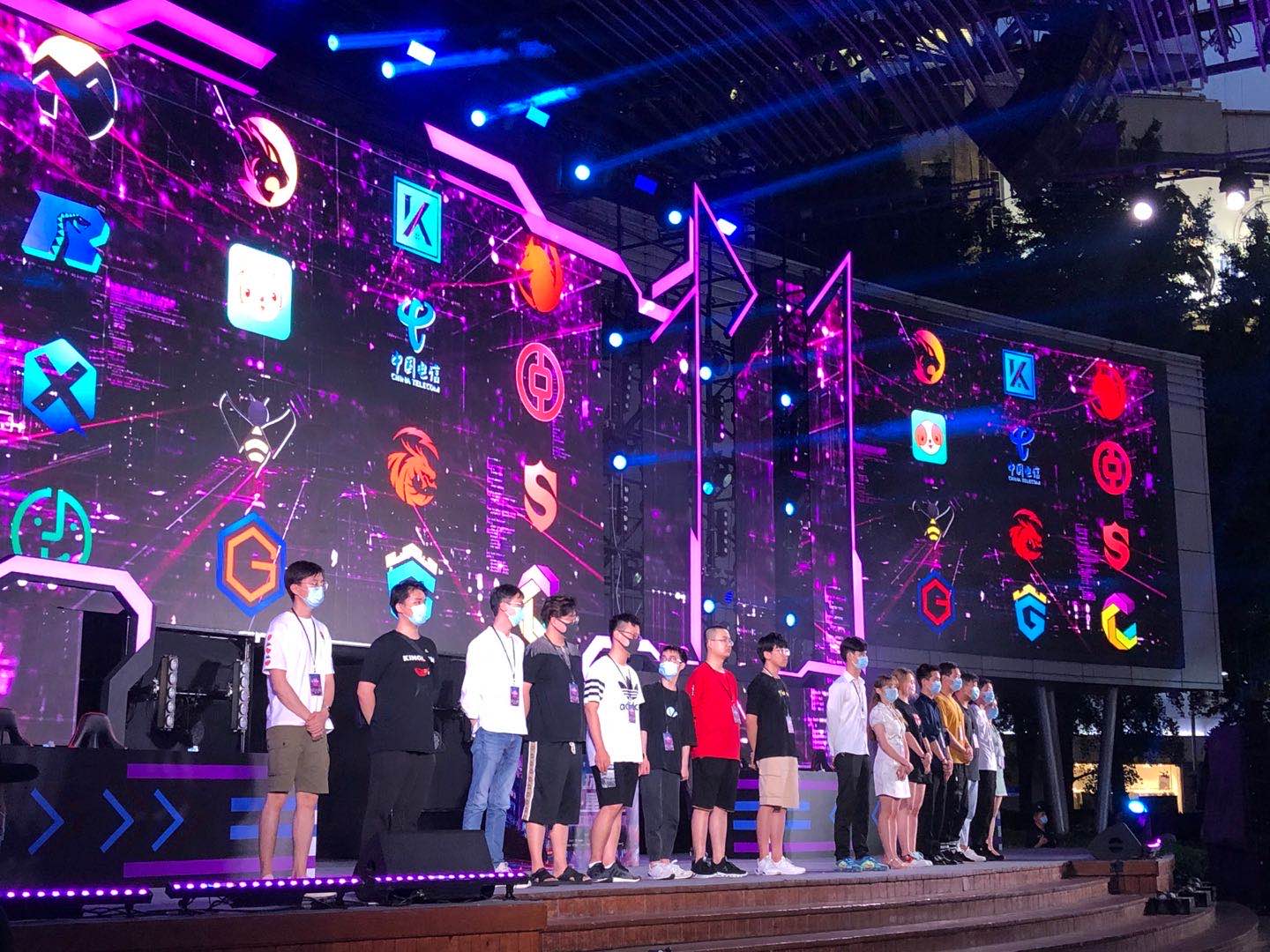 西海岸确认 西海岸确认