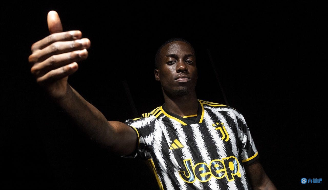 映出俱乐部 映出俱乐部